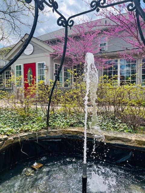 Inn Of Chagrin Chagrin Falls Exterior foto